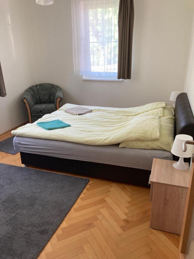 Kuenszler Apartmanhaz Zamárdi Extérieur photo
